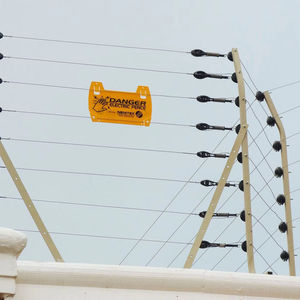 High Voltage Electric Security Fence Anti-Theft Alarm System Home Use Includes Energizer Wire Posts for Intrusion Prevention